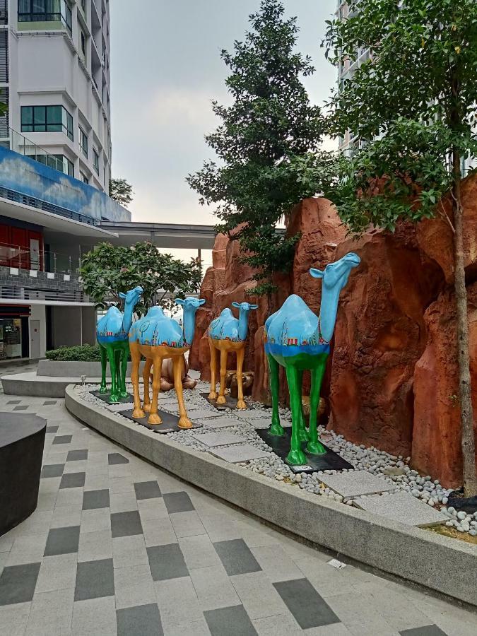 D'gunduls By Dgh I-city